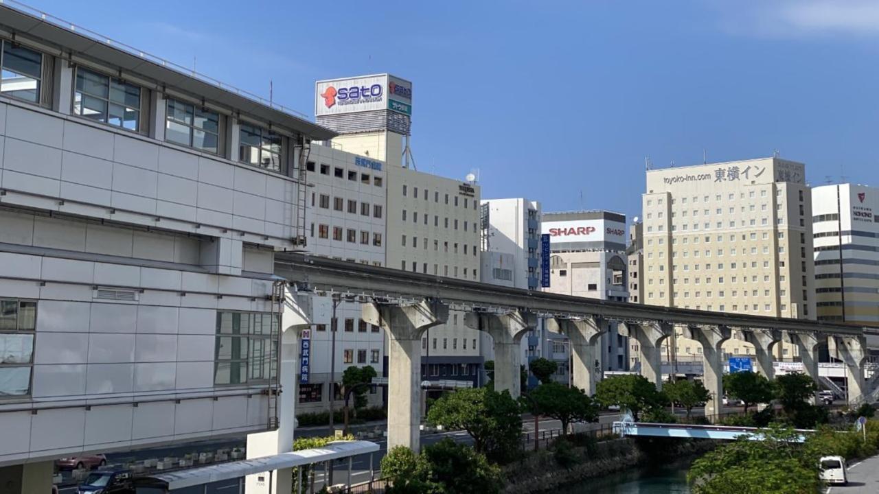 Toyoko Inn Okinawa Naha Asahibashi Ekimae מראה חיצוני תמונה