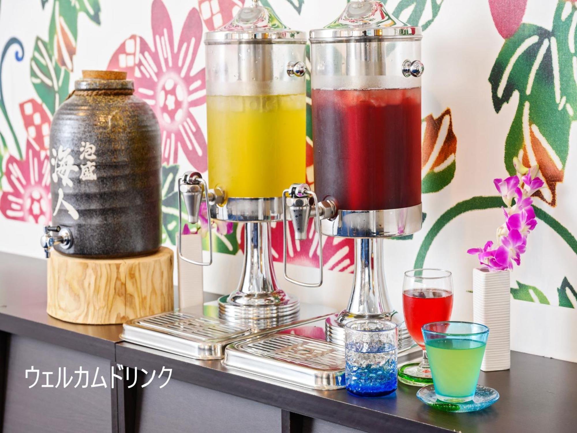 Toyoko Inn Okinawa Naha Asahibashi Ekimae מראה חיצוני תמונה